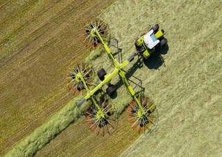 Rotorschwader Claas Liner 4800 Trend 