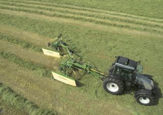 Rotorschwader Krone Swadro 710/26 T