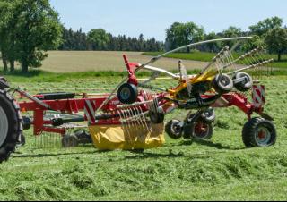 Rotorschwader Pöttinger Top 702 C