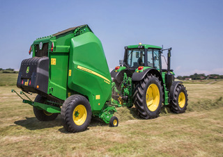 Rundballenpressen John Deere V461M 