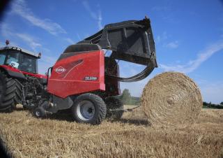 Rundballenpressen Kuhn VB 2295