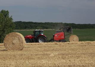 Rundballenpressen Kuhn VB 2295