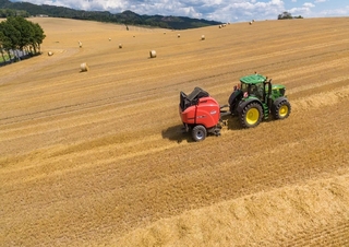Rundballenpressen Kuhn VB 7190