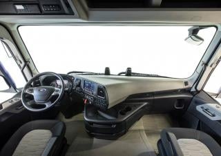 LKW Sattelzugmaschinen/SZM Ford-NH F-Max
