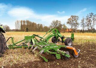 Scheiben- u. Zinkeneggen Amazone Catros XL 6003-2TS