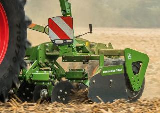 Scheiben- u. Zinkeneggen Amazone CombiDisc 3000 