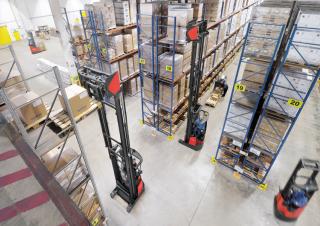 Schubstapler Elektro Linde R17X duplex