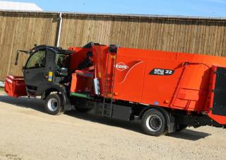Fütterungstechnik Selbstfahrende Futtermischwagen Kuhn SPV Intense 19.2 CL