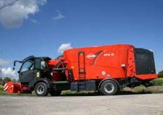 Fütterungstechnik Selbstfahrende Futtermischwagen Kuhn SPW Intense 27.2 CL