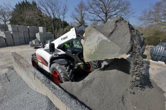 Teleskopen starr Bobcat TL 470 HF