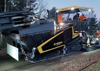 Straßenfertiger auf Ketten Bomag BF 600 C 3 S 500