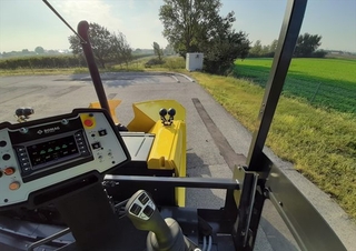 Straßenfertiger auf Ketten Bomag BF 600 C 3 S 500