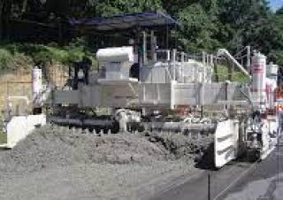 Straßenfertiger auf Ketten Terex SF3502C