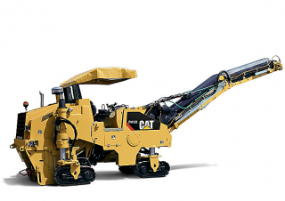 Straßenfräsen Caterpillar PM102
