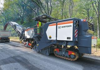 Straßenfräsen Wirtgen W 220 XFi