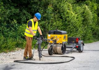 Walzen Tandem-Vibrowalzen Mecalac MBR71