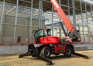 Teleskopen mit Oberwagen Manitou MRT-X 3060