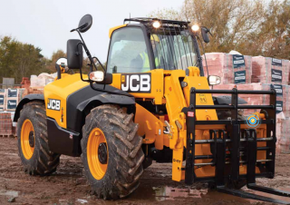 Teleskopen starr JCB 541-70