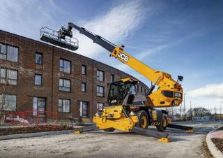 Teleskopen starr JCB 555-210R 