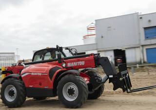 Teleskopen starr Manitou MT 1135 H EASY Standard