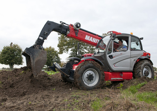 Teleskopen starr Manitou MT 1335 Comfort
