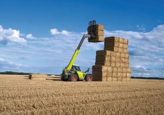 Teleskopen starr Claas Scorpion 1033