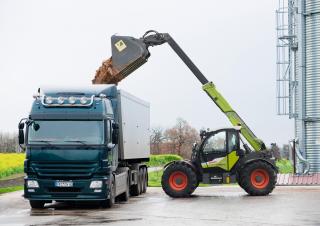 Teleskopen starr Claas Scorpion 742