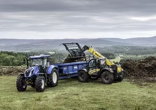 Teleskopen starr New Holland TH7.37 Plus
