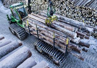 Forstmaschinen Tragschlepper John Deere 1010 G
