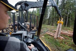 Forstmaschinen Tragschlepper Ponsse Buffalo