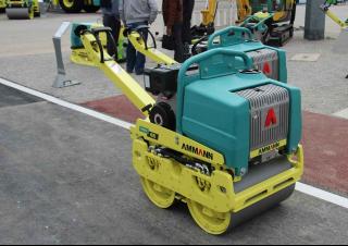 Walzen Vibro-Grabenwalzen Ammann ARW 65