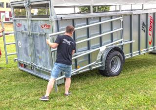 Transporttechnik Viehanhänger Fliegl TTW 100