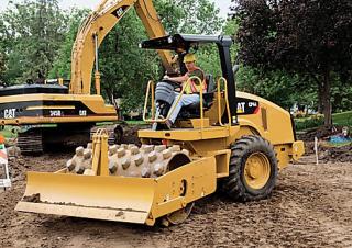Walzen Walzenzüge Caterpillar CP44