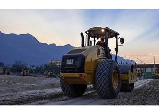 Walzen Walzenzüge Caterpillar CS11GC