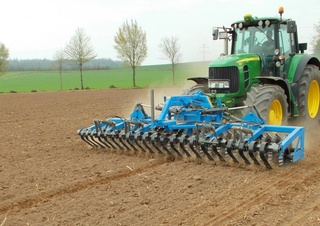 Wiesen- u. Ackerwalzen Bremer PGZ 600 VH