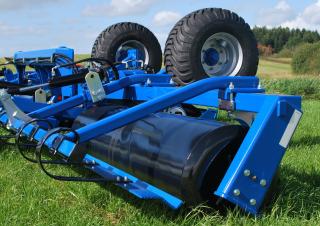 Wiesen- u. Ackerwalzen DAL-BO MiniMax 760 CB