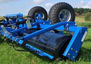 Wiesen- u. Ackerwalzen DAL-BO MiniMax 830 CB