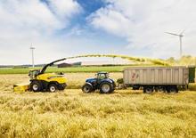 Feldhäcksler 4-WD New Holland FR 700