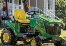 Kommunale Schlepper John Deere 1025R