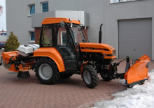 Allrad-Traktoren Pronar 320AMK