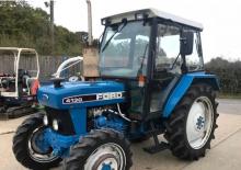 Allrad-Traktoren Ford-NH 4130 A