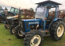 Allrad-Traktoren Ford-NH 4135 AK