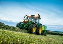 Allrad-Traktoren John Deere 5125R