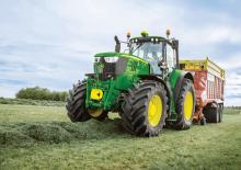 Allrad-Traktoren John Deere 6155M