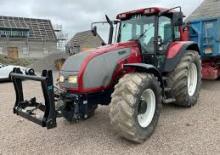 Allrad-Traktoren Valtra 6200