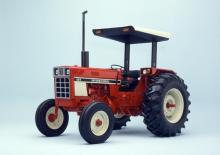 Allrad-Traktoren International Harvester 684