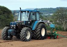 Allrad-Traktoren Ford-NH 7740 SLE (Powerstar)