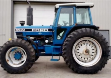 Allrad-Traktoren Ford-NH 8630 A Powershift