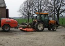 Allrad-Traktoren Renault Dionis 140