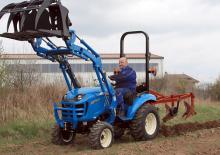 Allrad-Traktoren LS J27 HST